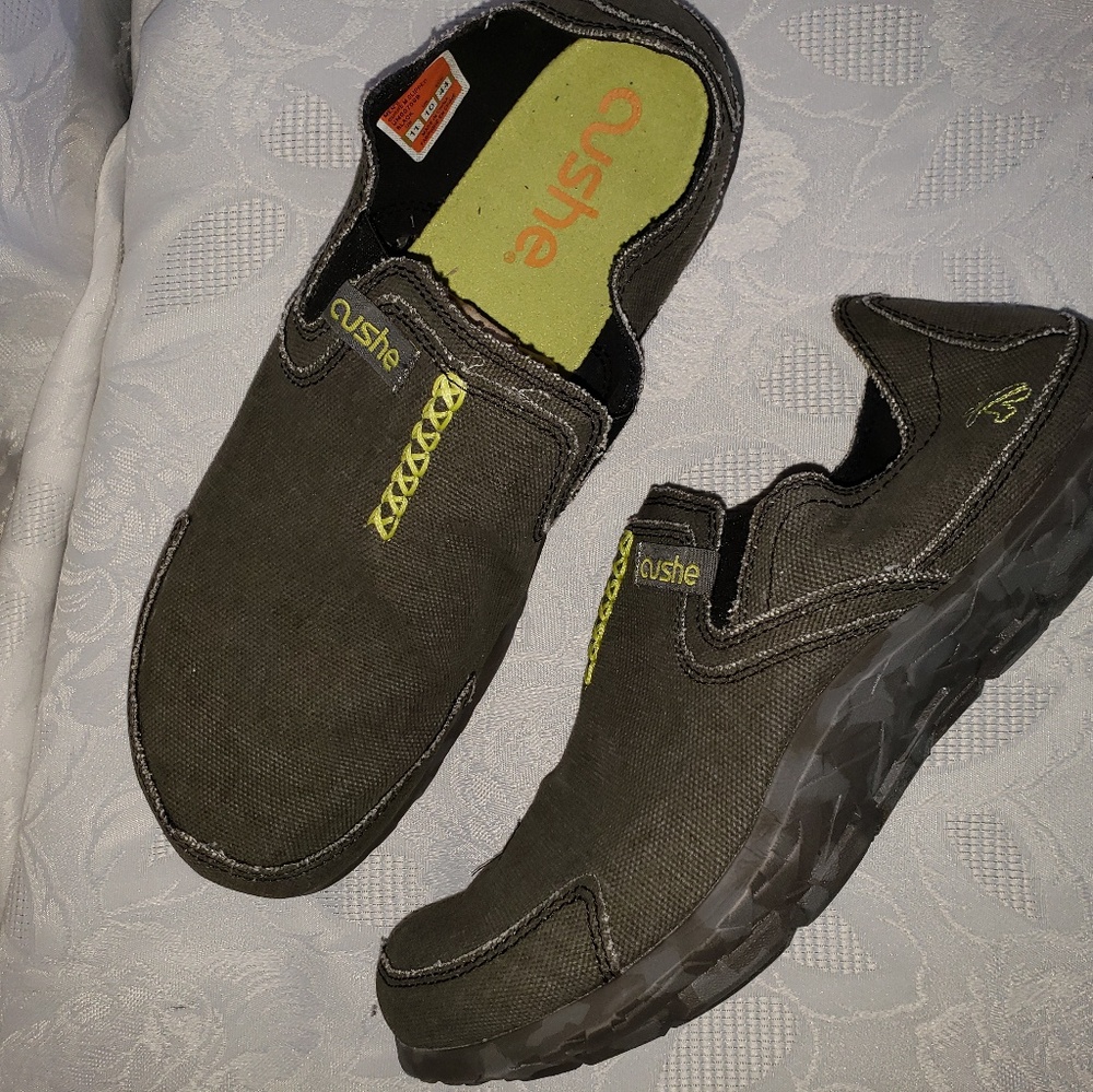 NEW CUSH SLIP ON SHOES GREY SZ 11